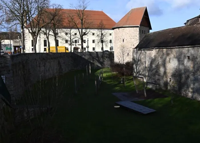 Altstadt Apartment *